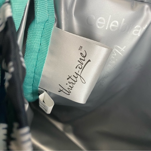 New Thirty One Navy Doodle Dot Going Places Thermal Bag With Strap - Picture 7 of 15